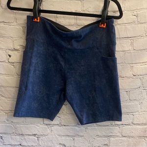 TUFF ATHLETICS Women’s Active Blue Moon Print Shorts High Waist Size‎ Large